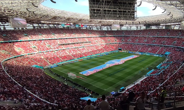 “征服北美”做礼，梅西送别老友